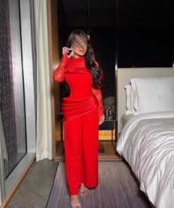 Alternative view of Red Lace